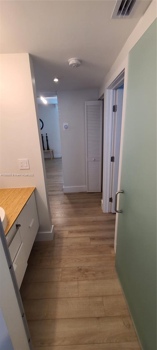 BROWNSTONE CO-OP APTS INC - Residential Lease