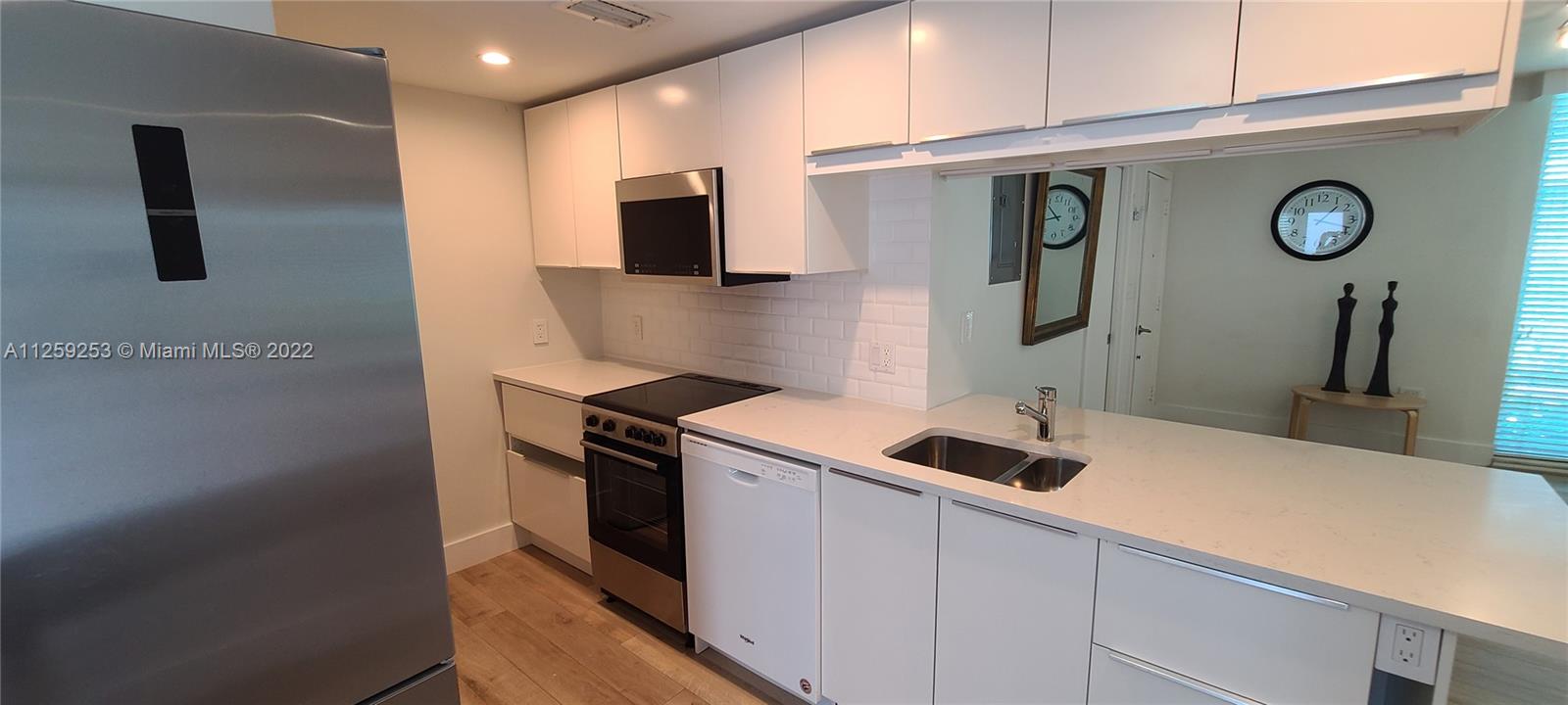 BROWNSTONE CO-OP APTS INC - Residential Lease