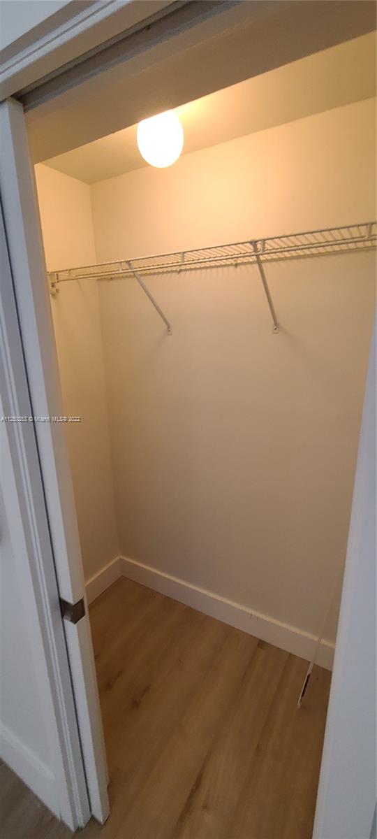 BROWNSTONE CO-OP APTS INC - Residential Lease