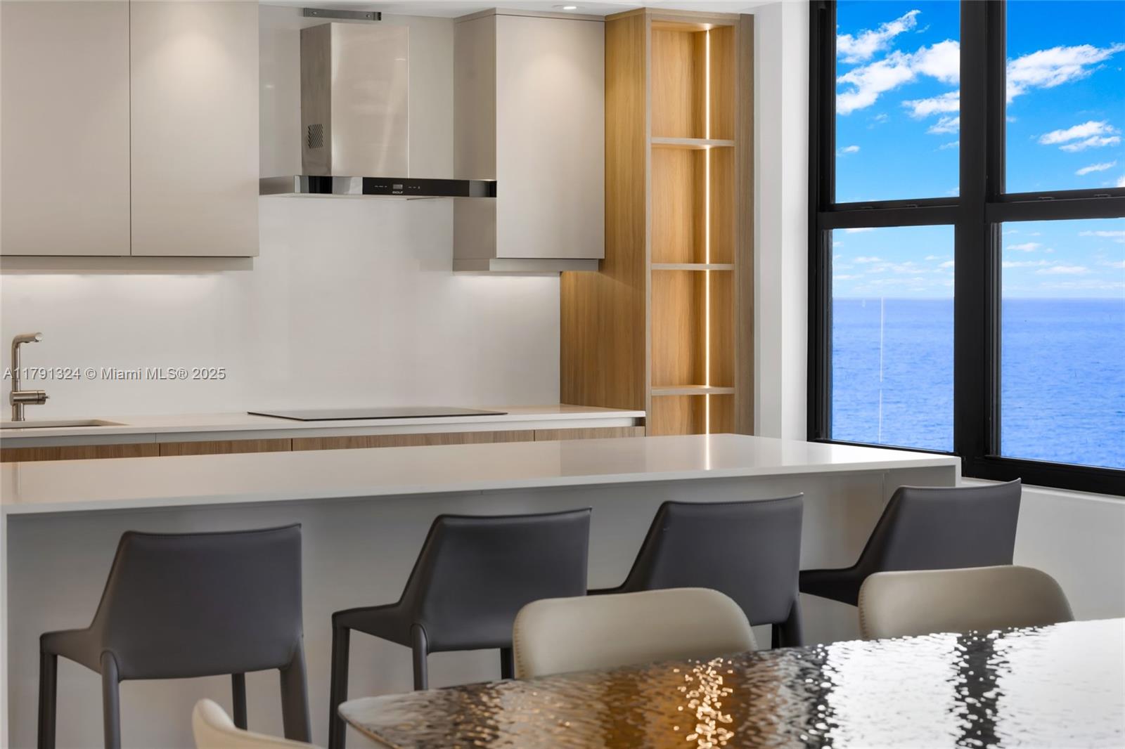 BALMORAL CONDO - Residential