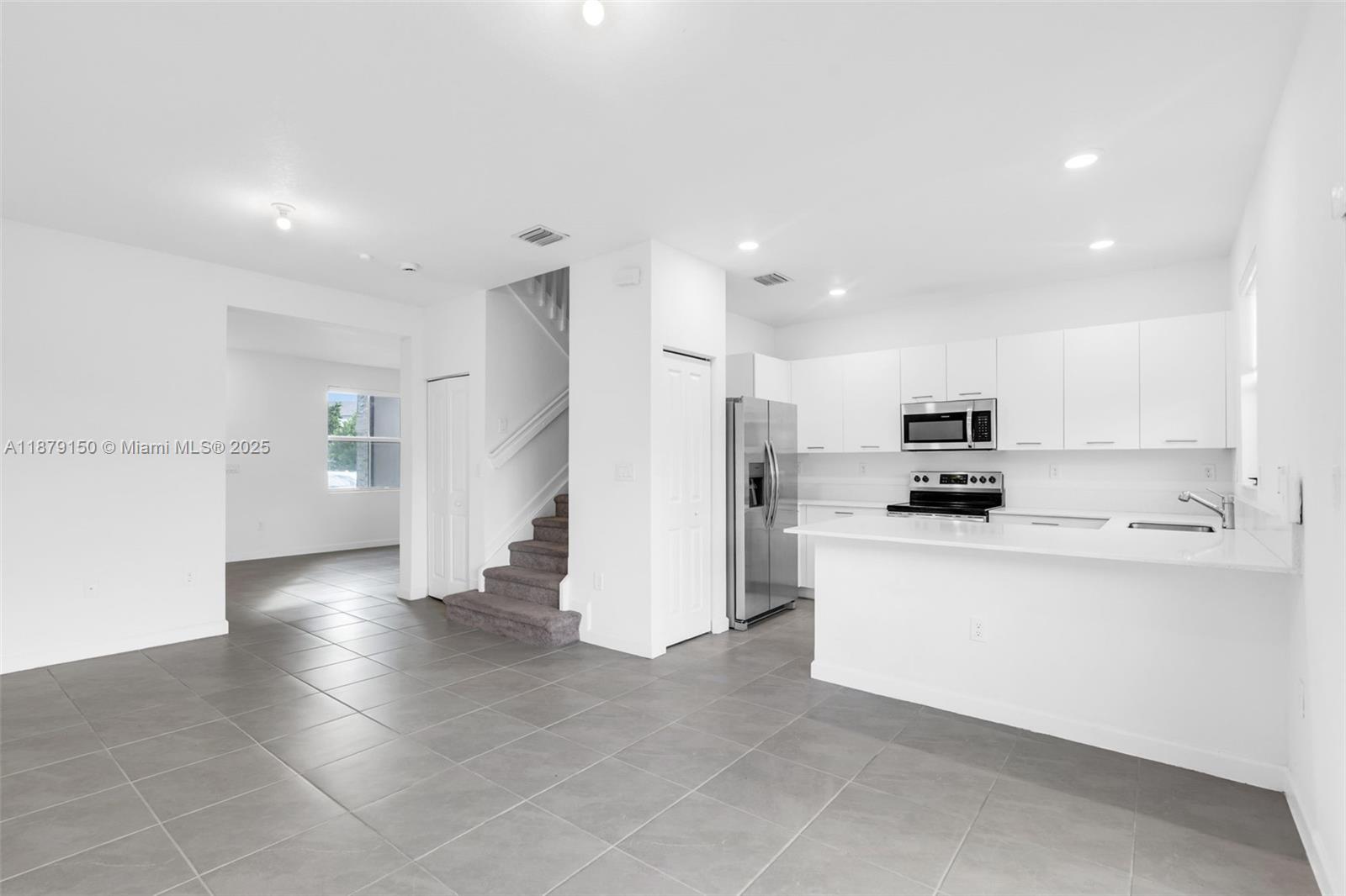 GOLF PARK SEC 1 - Residential