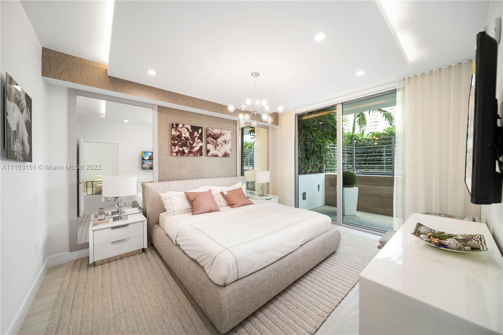 PARQUE TOWERS CONDO - Residential