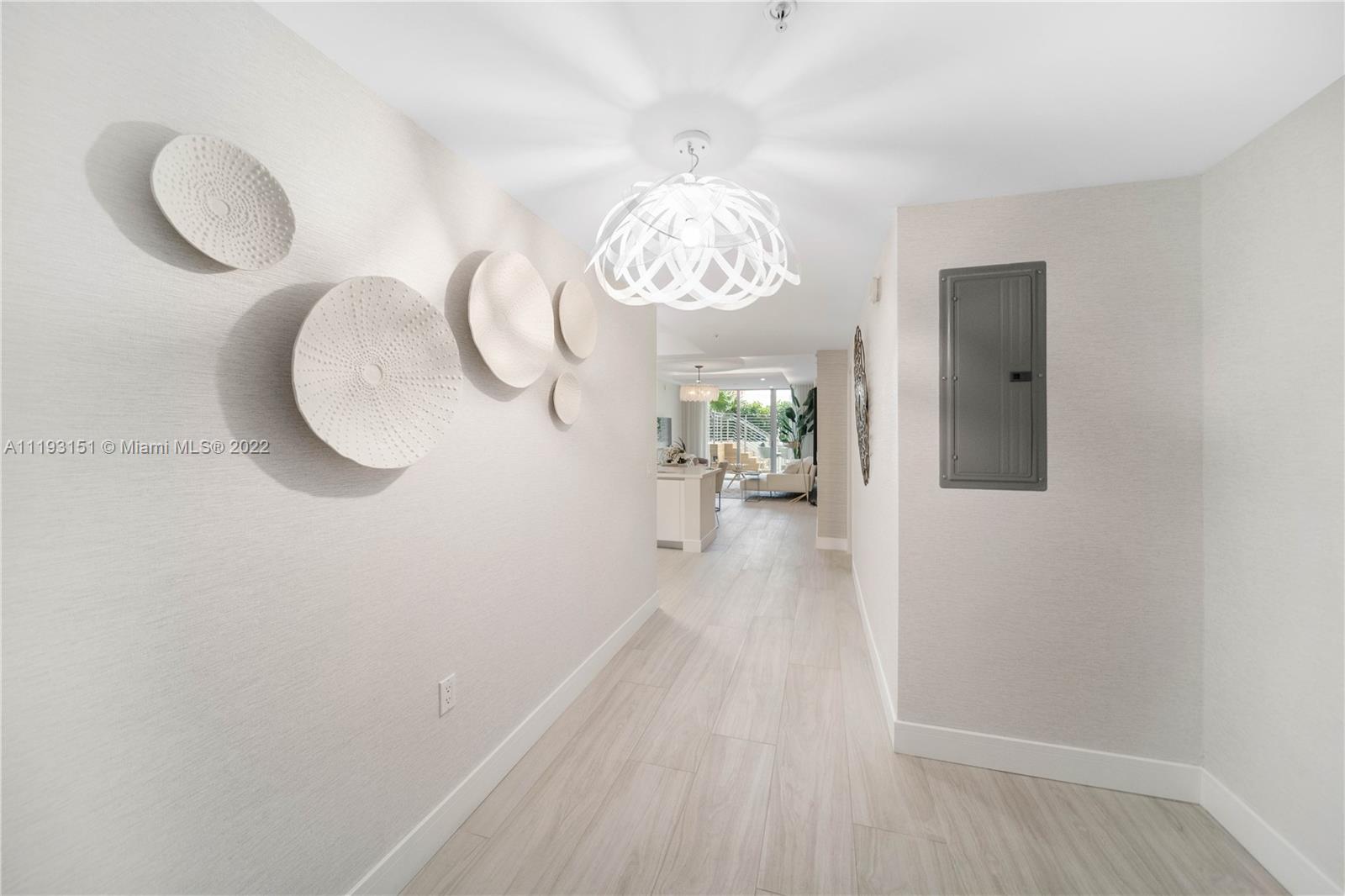 PARQUE TOWERS CONDO - Residential