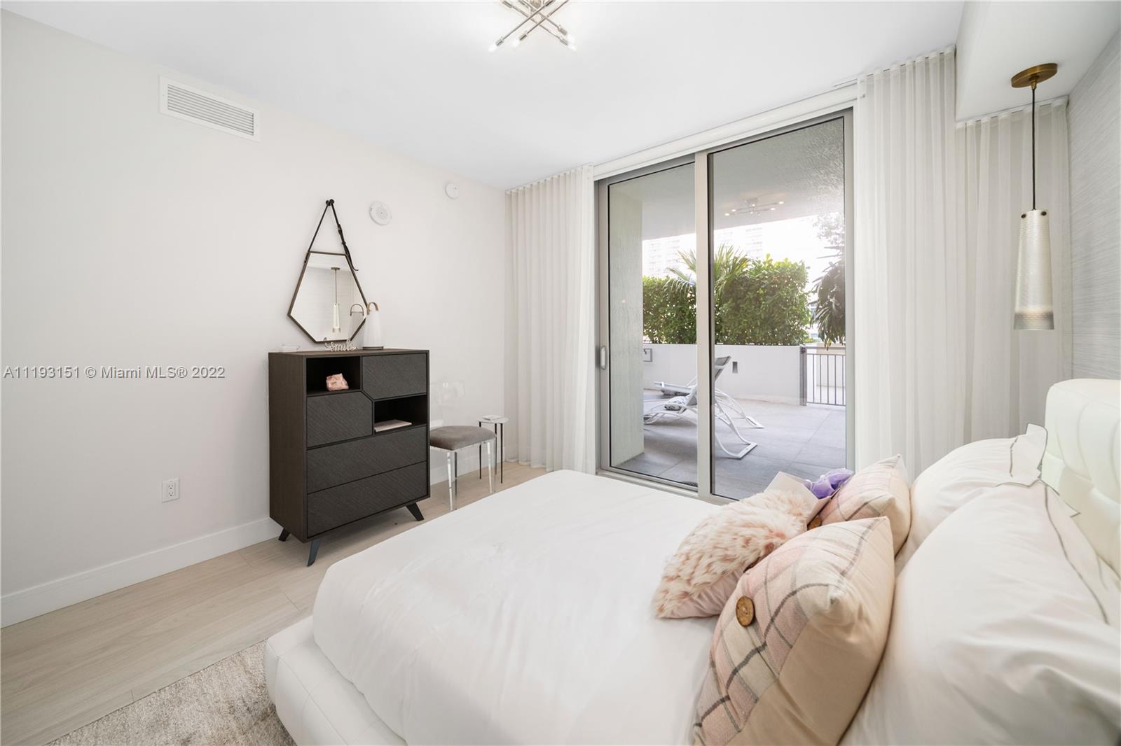 PARQUE TOWERS CONDO - Residential
