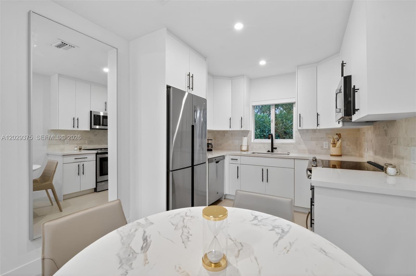 HAYNSWORTH BEACH SUB - Residential Income