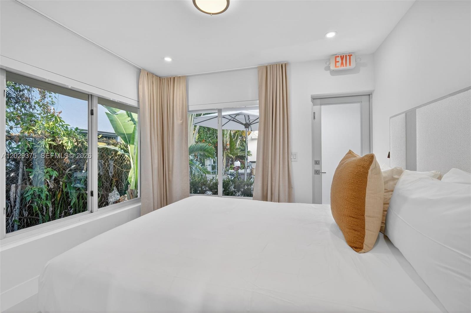 HAYNSWORTH BEACH SUB - Residential Income