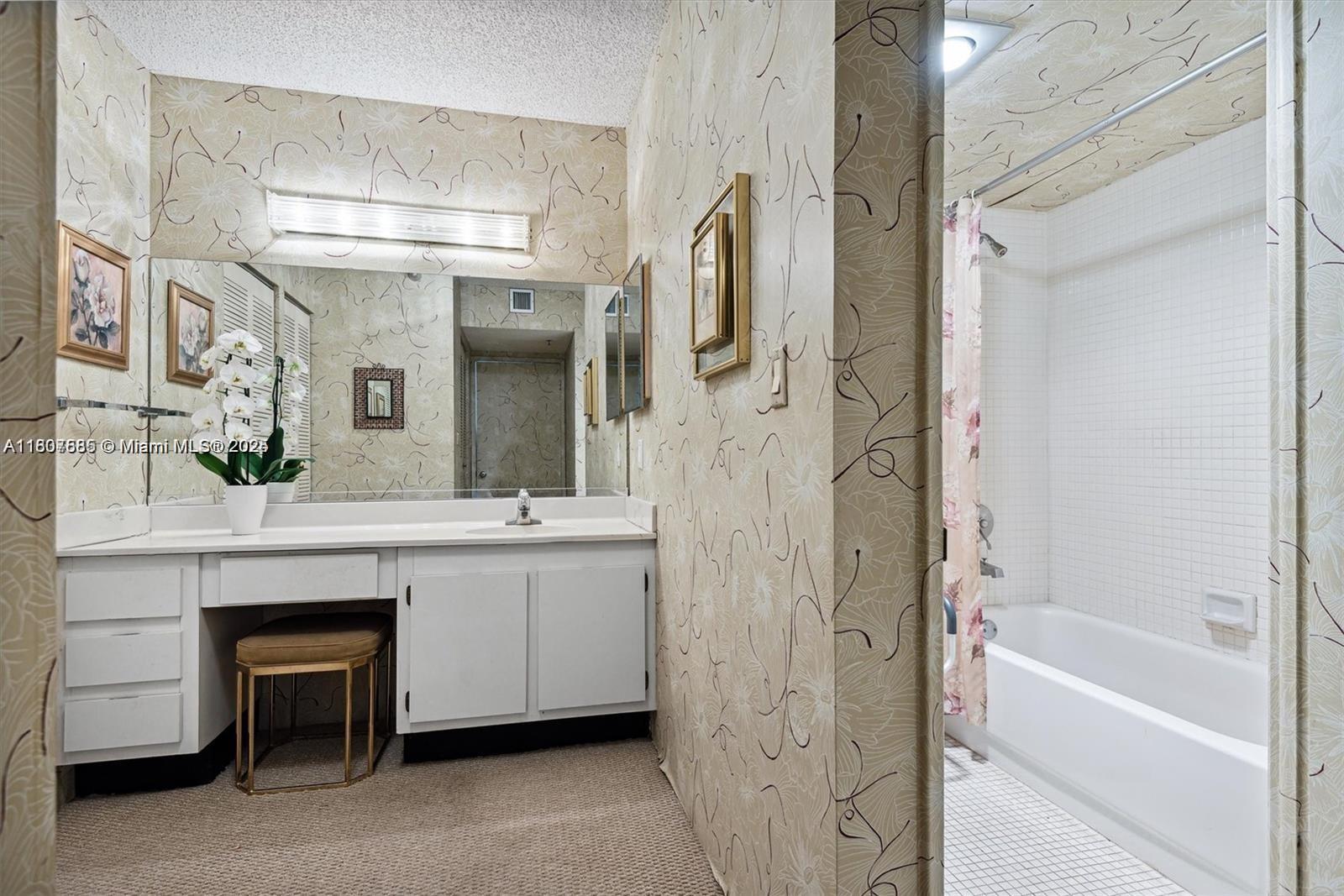 WATERVIEW CONDO - Residential