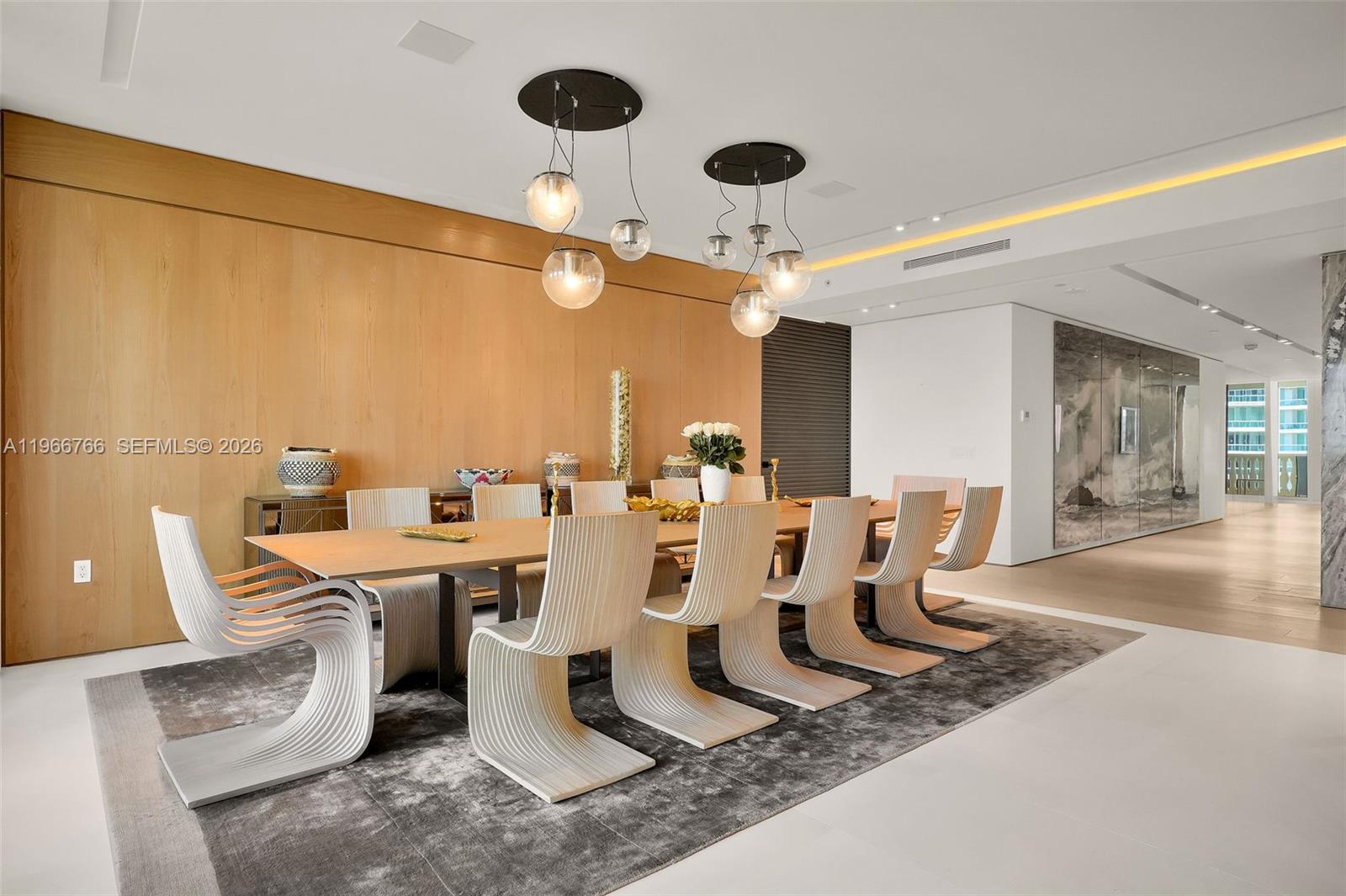 BELLA VISTA MID RISE NORT - Residential