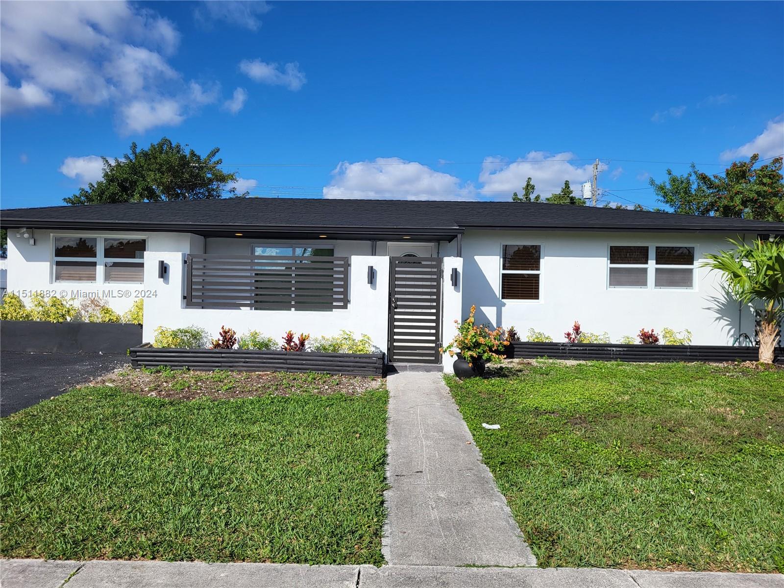 SO MIAMI HEIGHTS MANOR - Residential