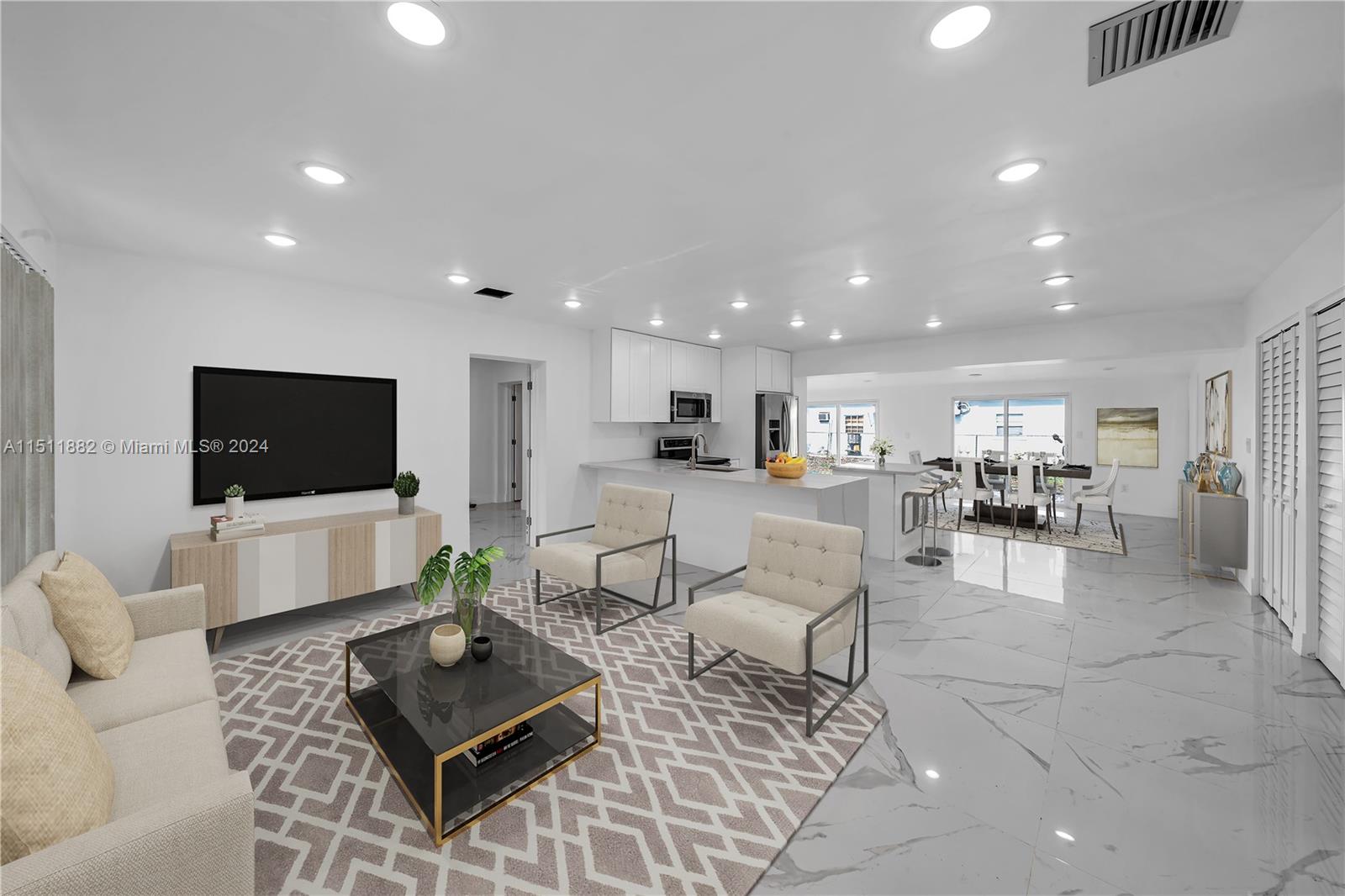 SO MIAMI HEIGHTS MANOR - Residential