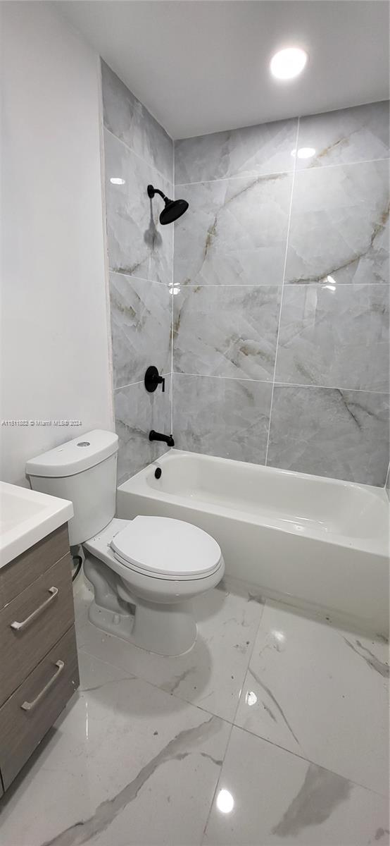 SO MIAMI HEIGHTS MANOR - Residential