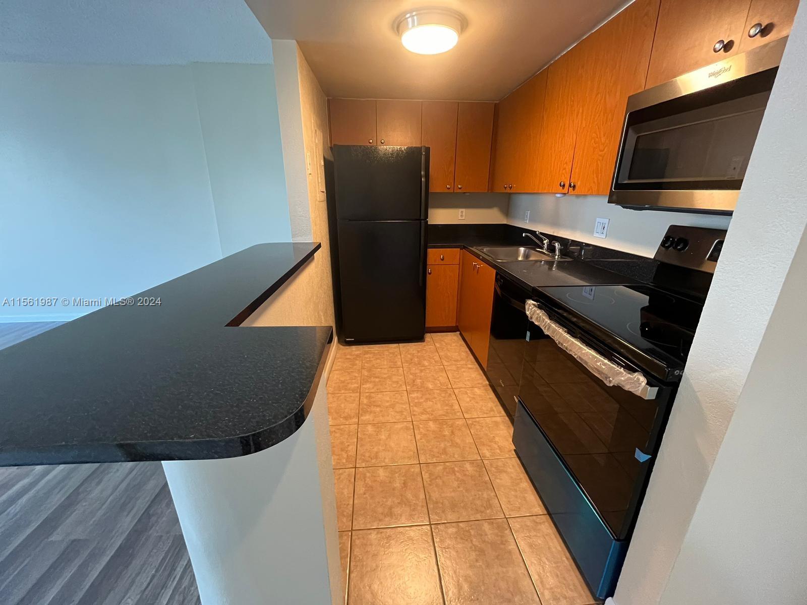 ISOLA CONDO - Residential Lease