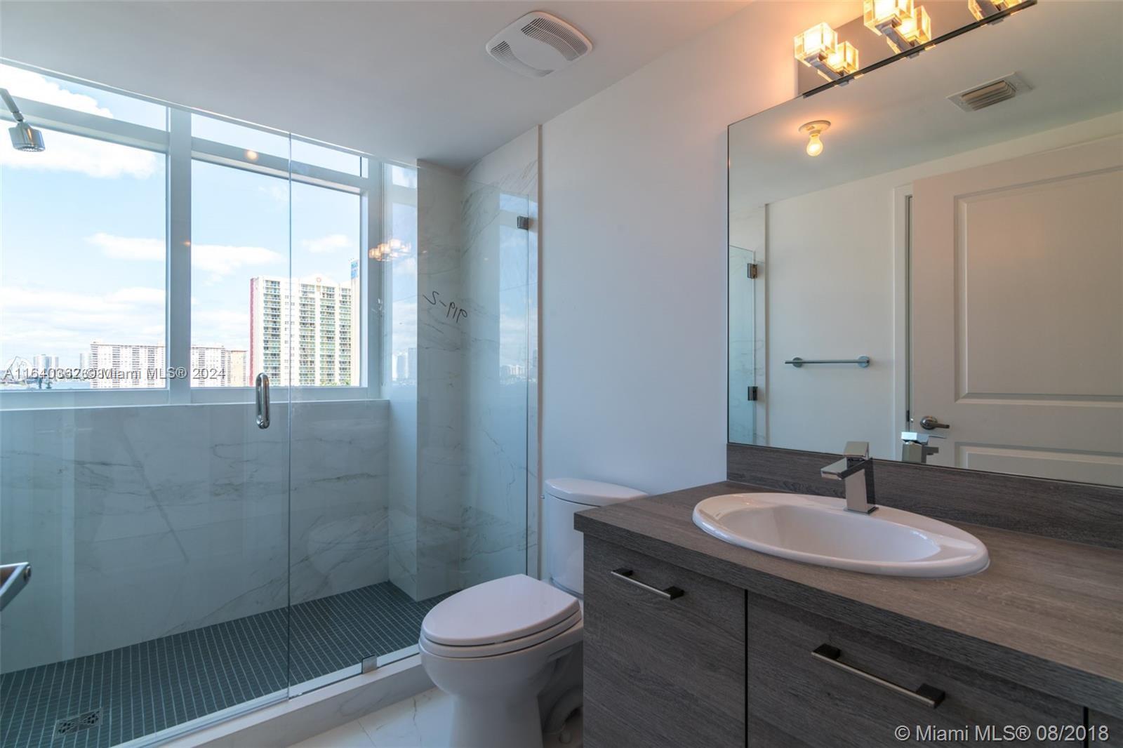 400 SUNNY ISLES CONDO EAST - Residential