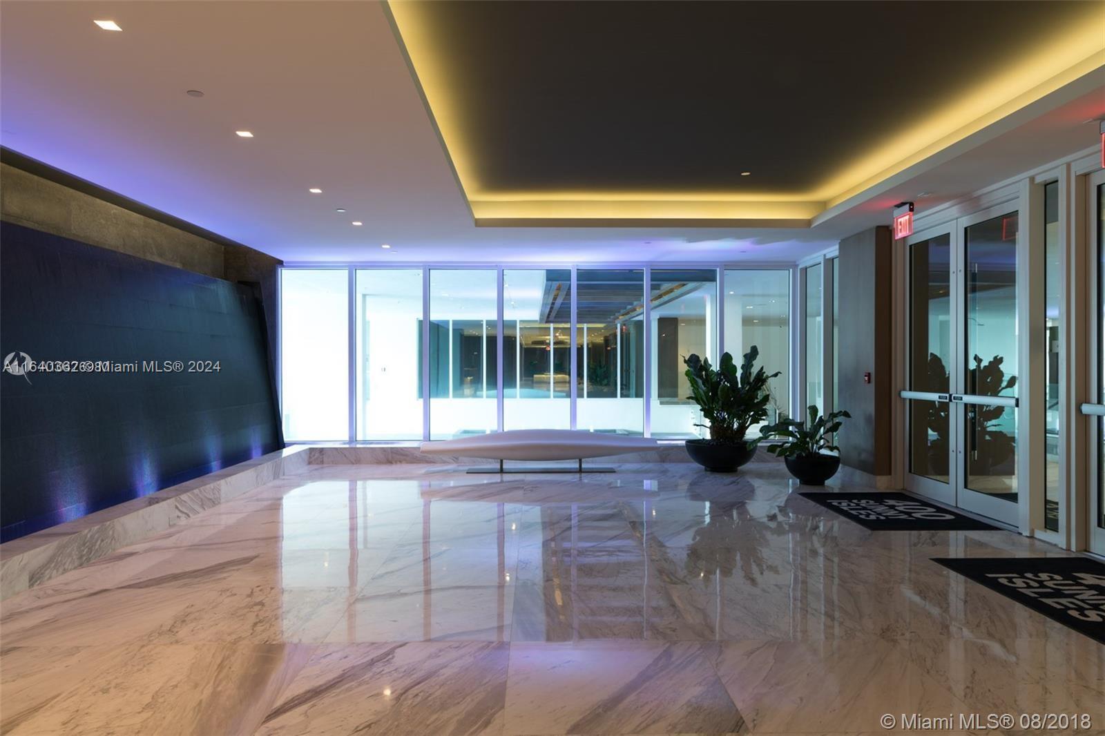 400 SUNNY ISLES CONDO EAST - Residential