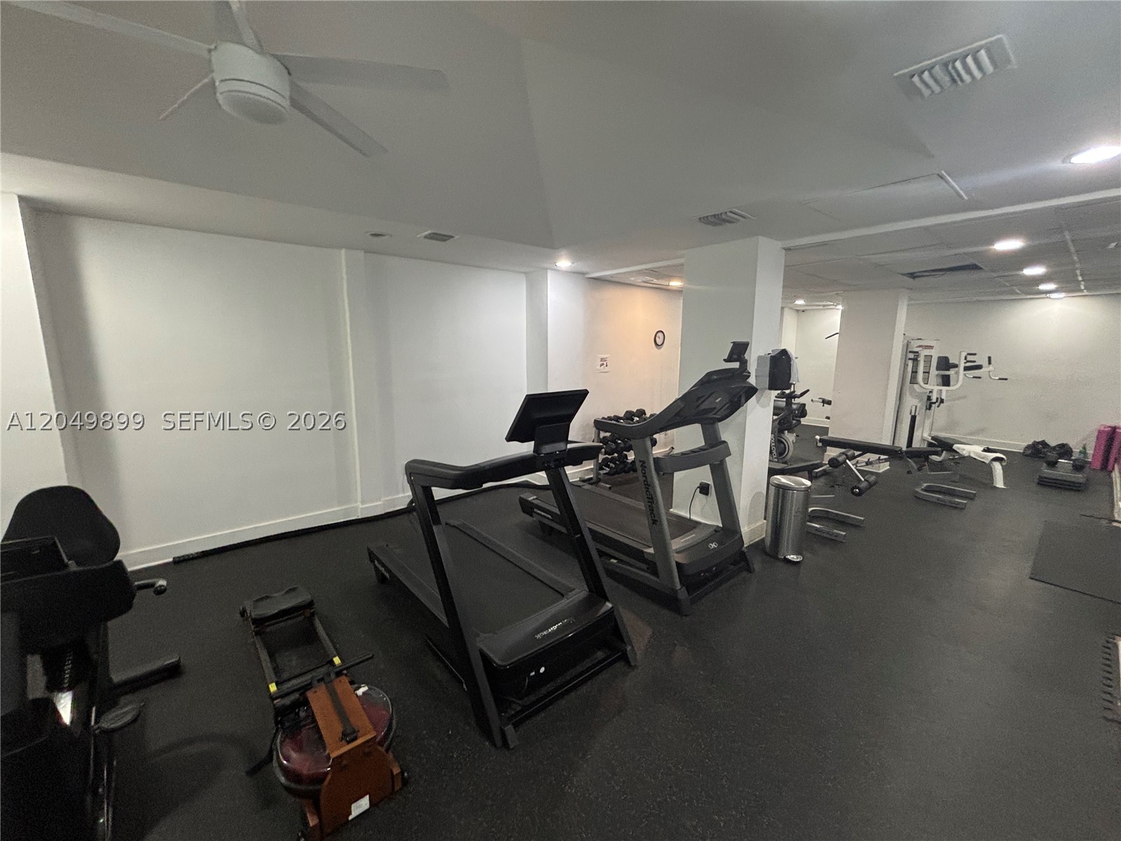 OCEAN PARK CONDO - Residential Lease