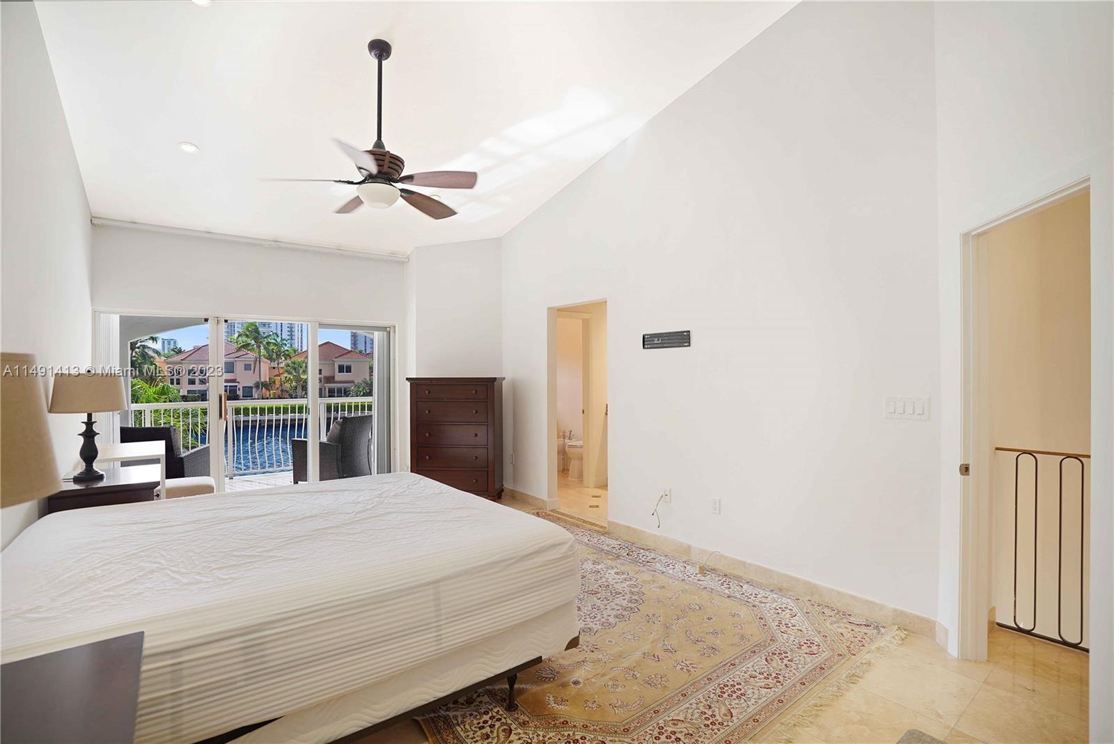 GOLDEN POINTE - Residential Lease