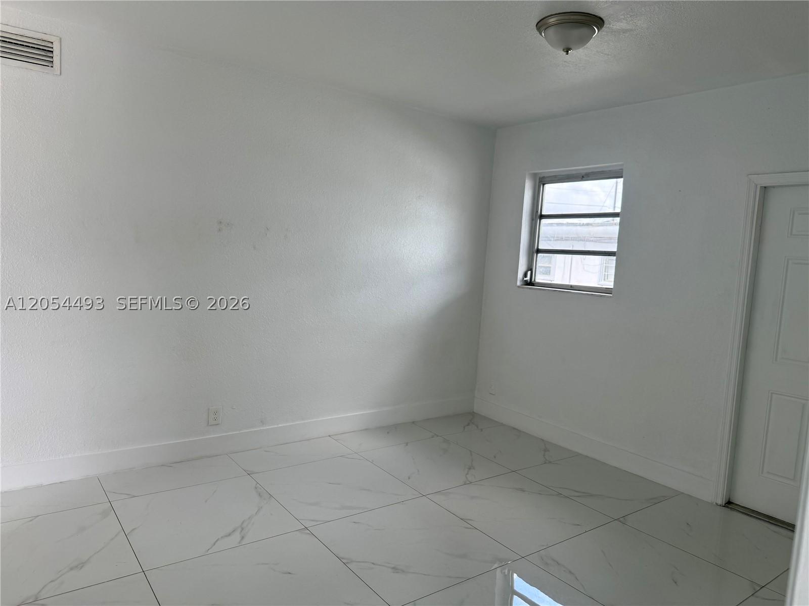 PINEHURST VILLA 2ND ADDN - Residential Lease