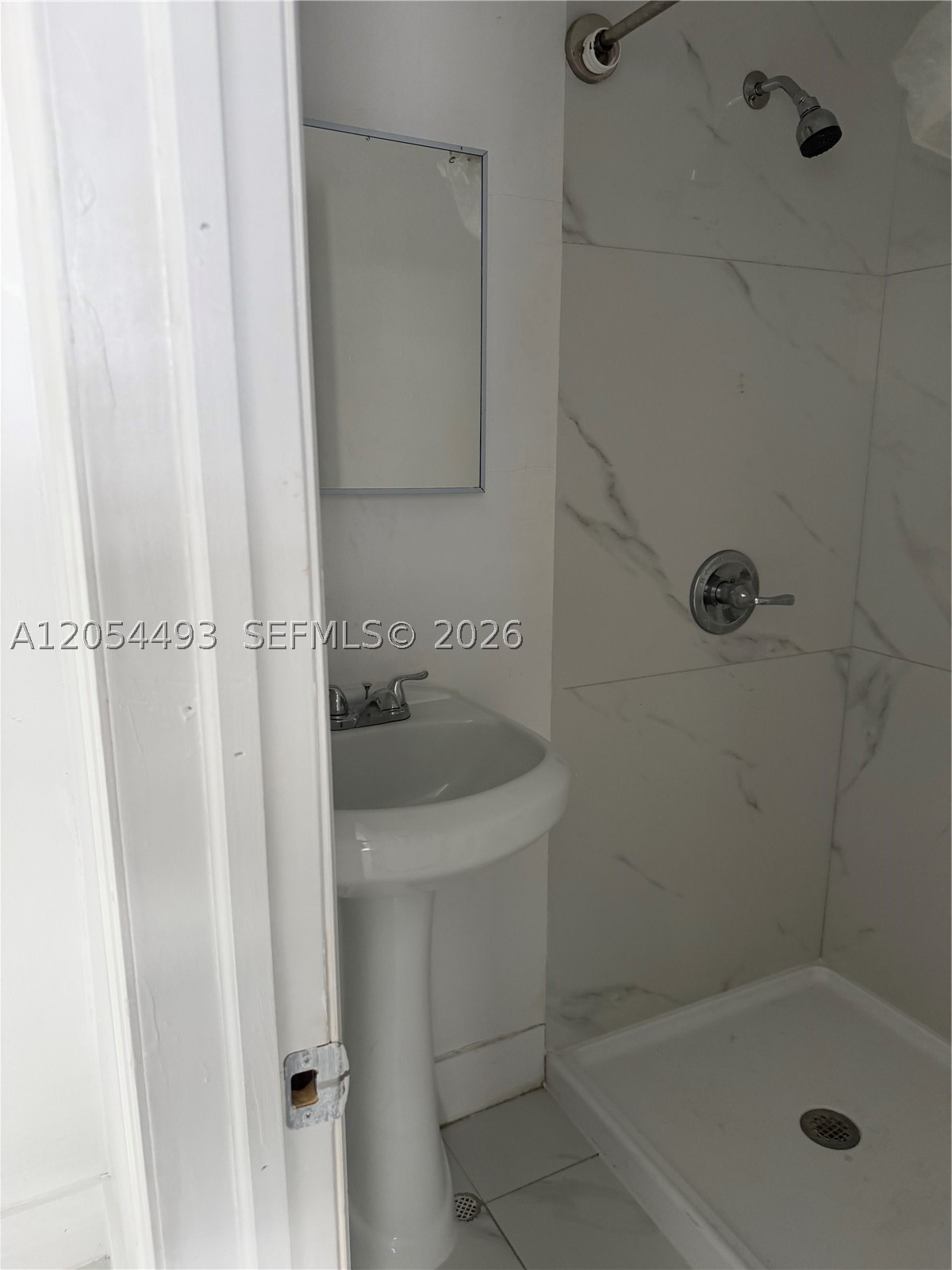 PINEHURST VILLA 2ND ADDN - Residential Lease