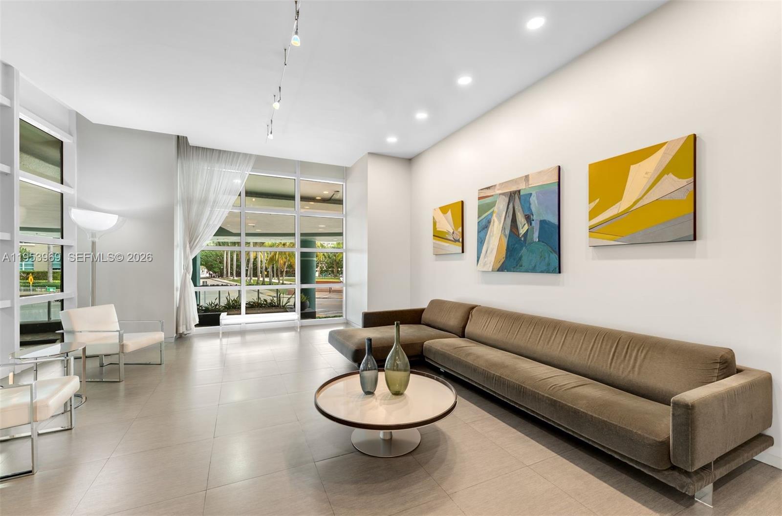 QUANTUM ON THE BAY CONDO - Residential
