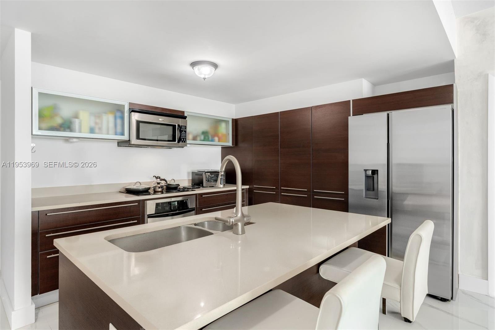 QUANTUM ON THE BAY CONDO - Residential