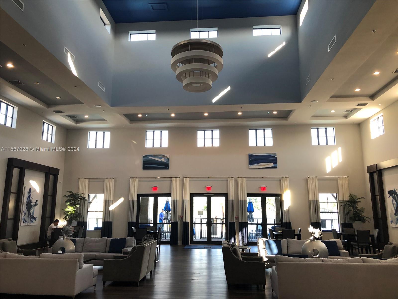 KENDALL COMMONS TOWNHOMES - Residential Lease