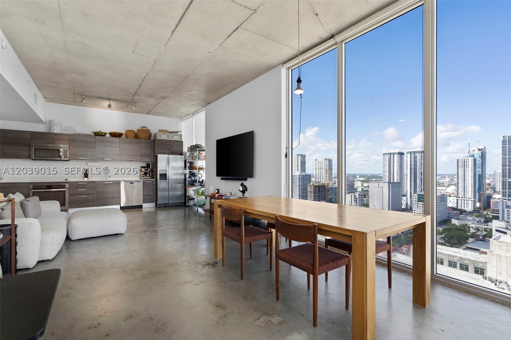 CENTRO CONDO - Residential