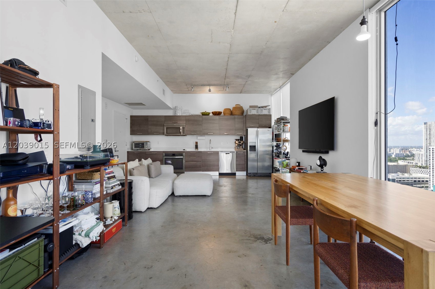 CENTRO CONDO - Residential