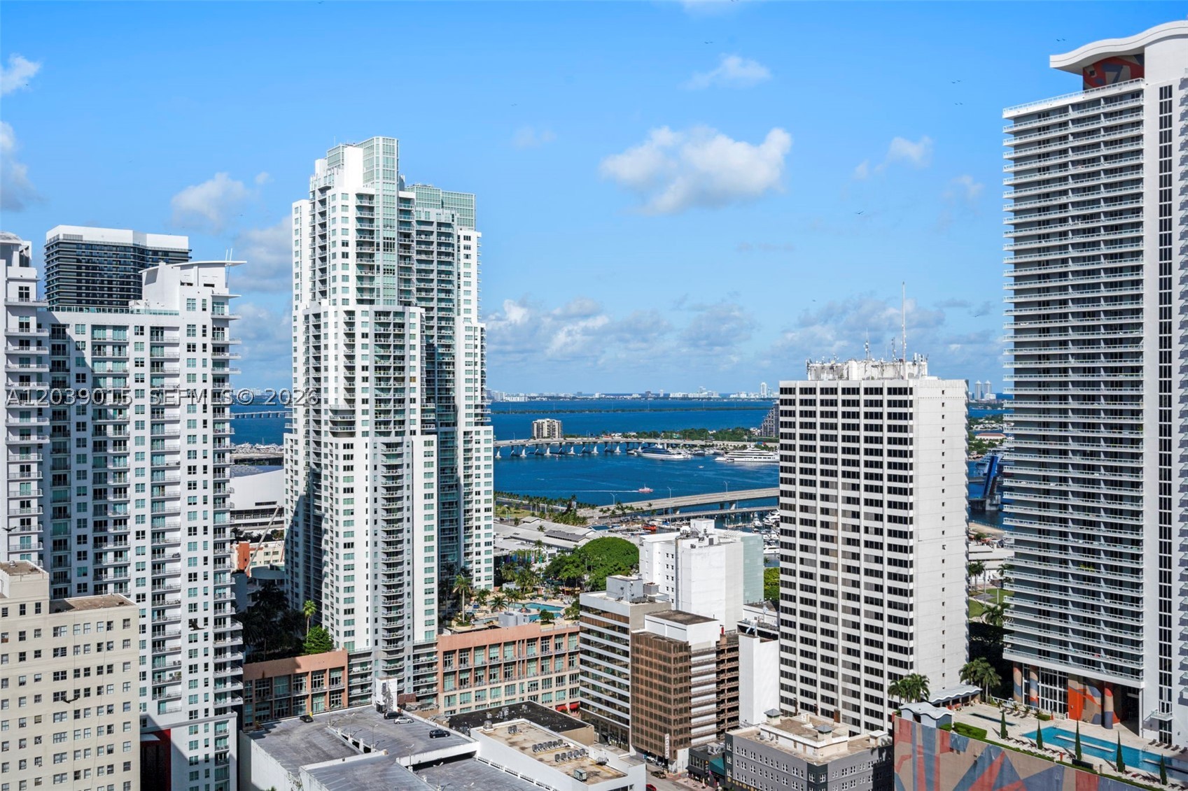 CENTRO CONDO - Residential
