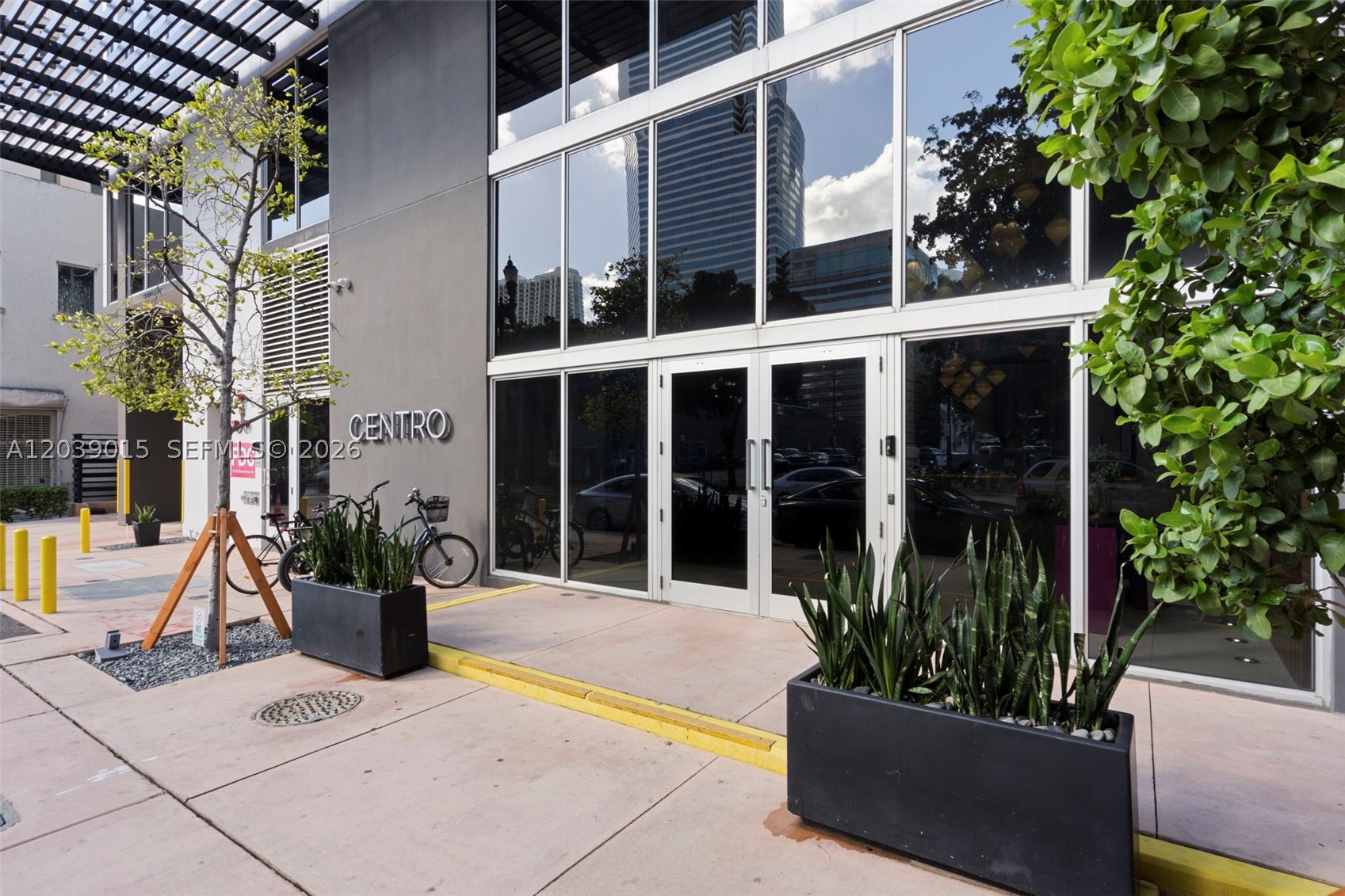 CENTRO CONDO - Residential