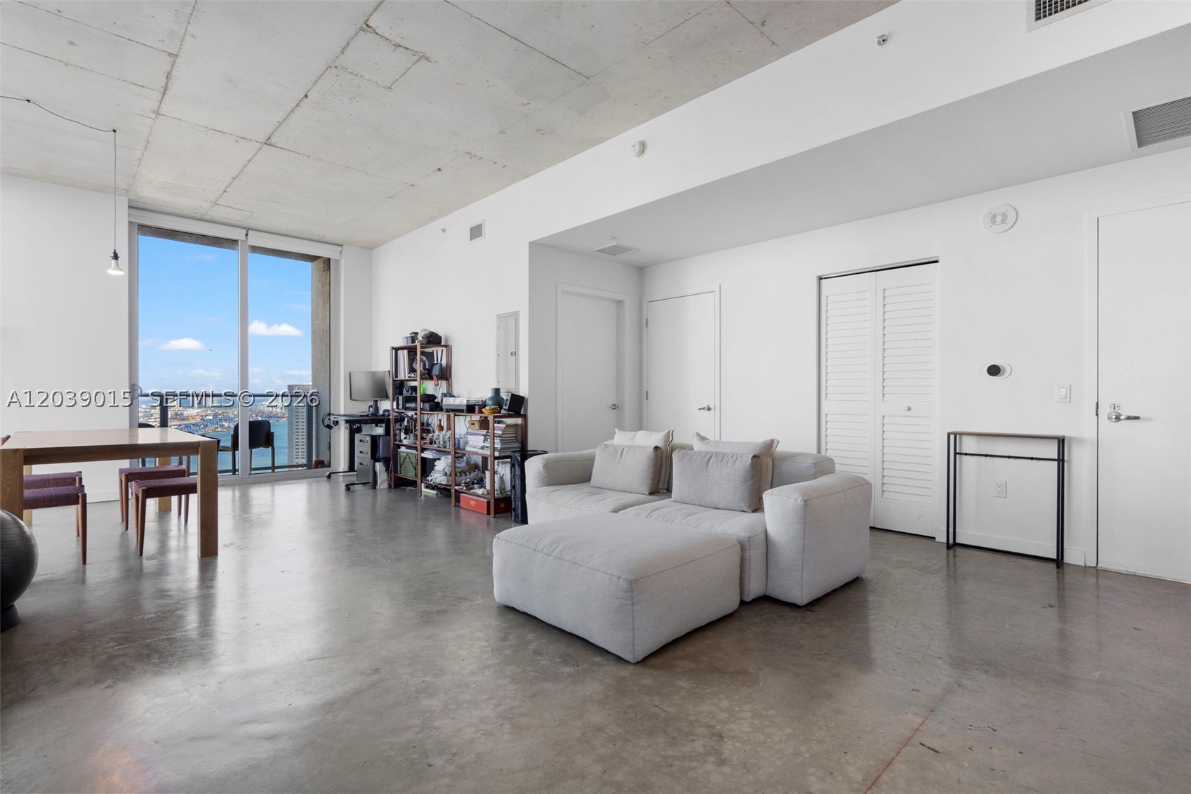 CENTRO CONDO - Residential