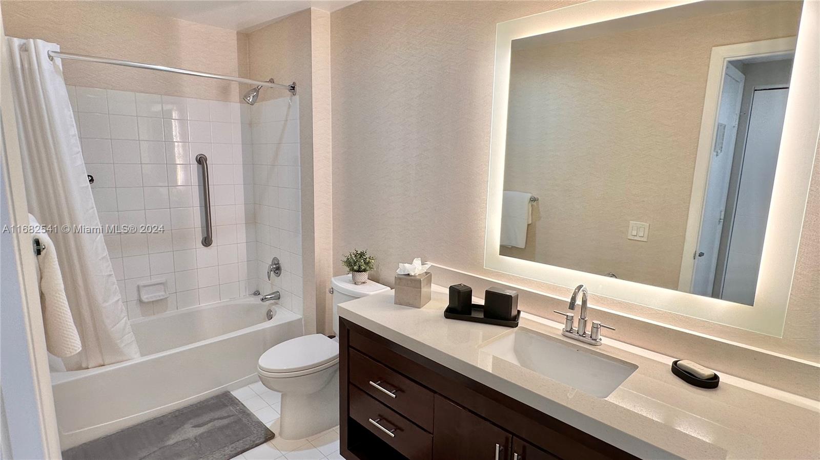 OCEAN POINT BEACH CLUB CO - Residential Lease