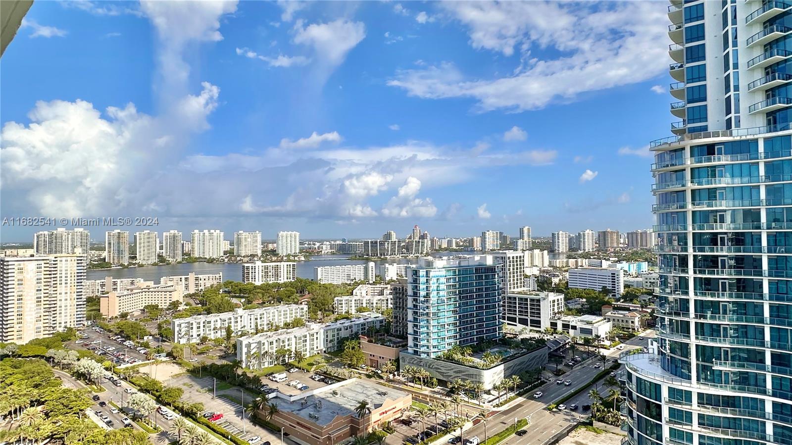 OCEAN POINT BEACH CLUB CO - Residential Lease