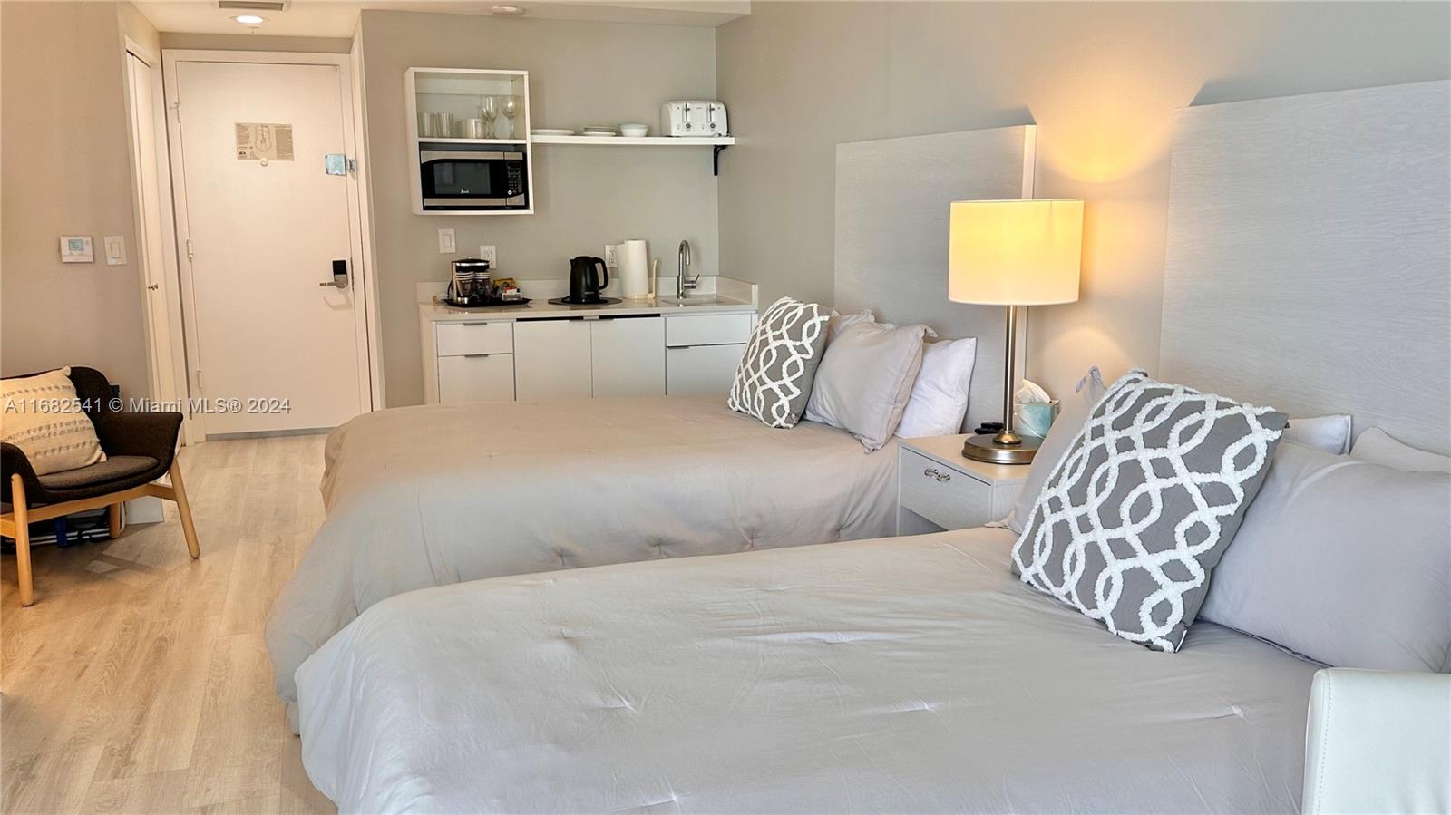 OCEAN POINT BEACH CLUB CO - Residential Lease