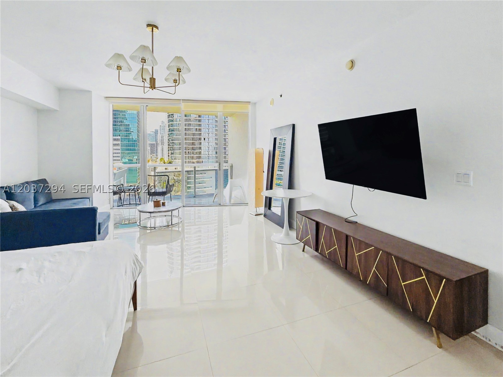 ICONBRICKELL CONDO NO 1 - Residential Lease