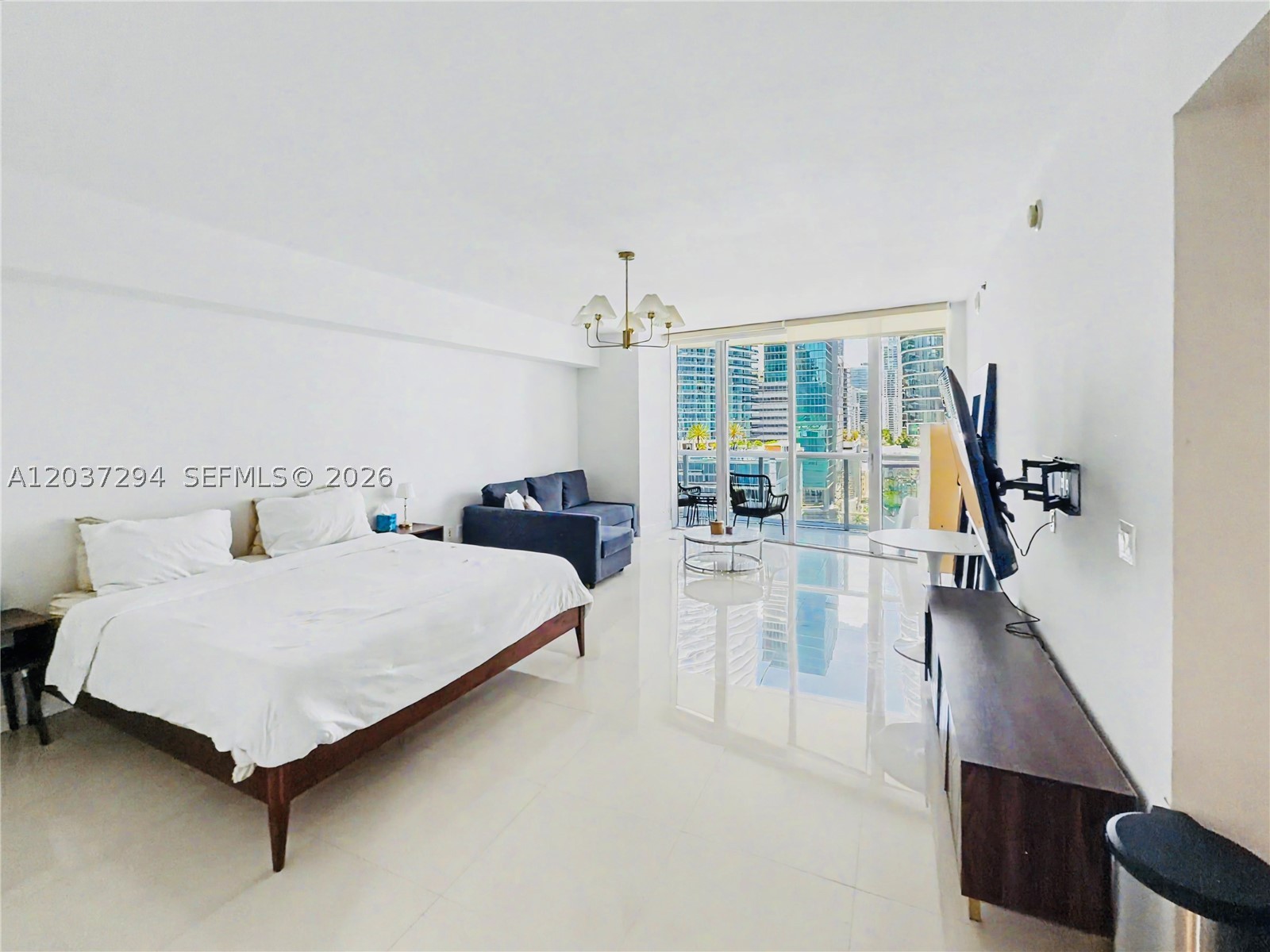 ICONBRICKELL CONDO NO 1 - Residential Lease