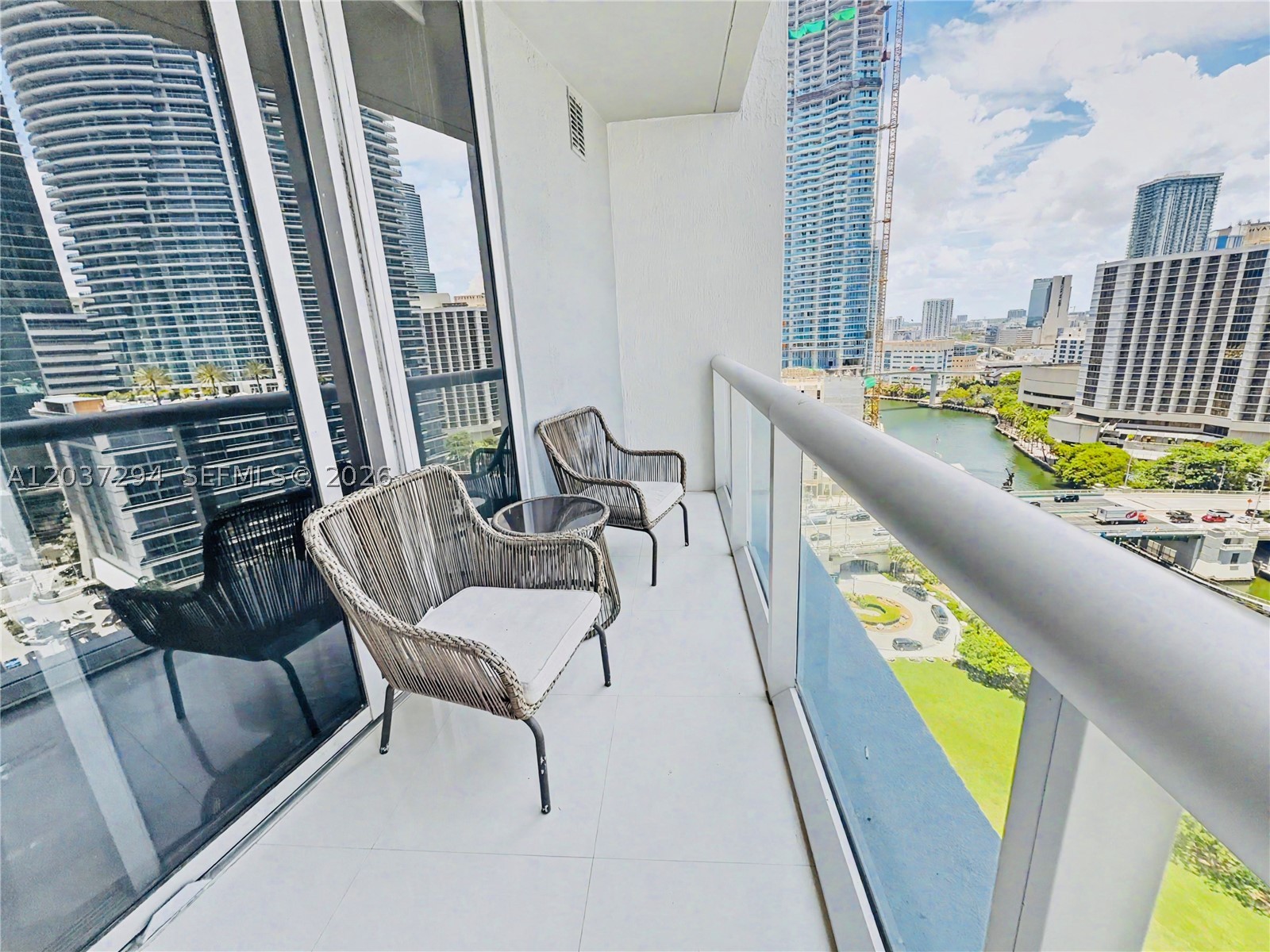 ICONBRICKELL CONDO NO 1 - Residential Lease