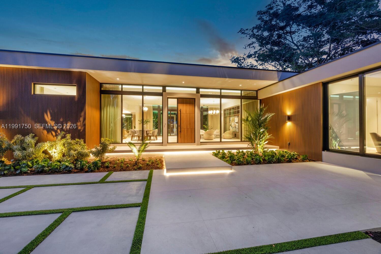 SUNILAND ESTATES 1ST ADDN - Residential