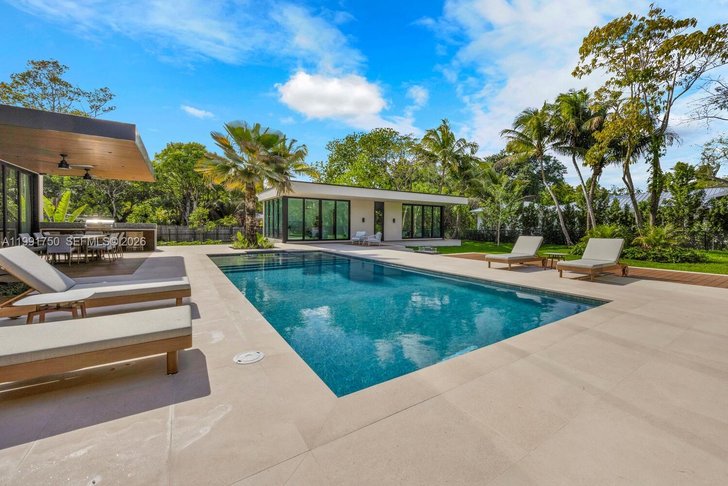 SUNILAND ESTATES 1ST ADDN - Residential