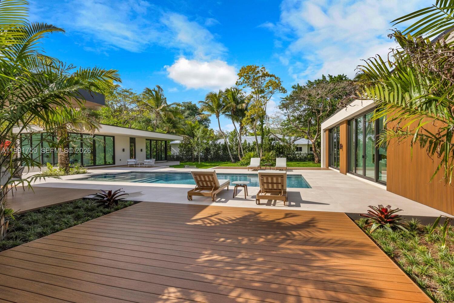 SUNILAND ESTATES 1ST ADDN - Residential