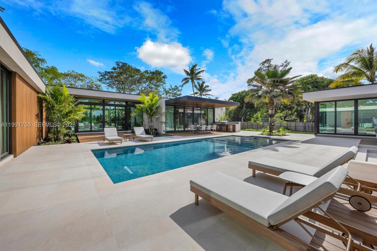 SUNILAND ESTATES 1ST ADDN - Residential