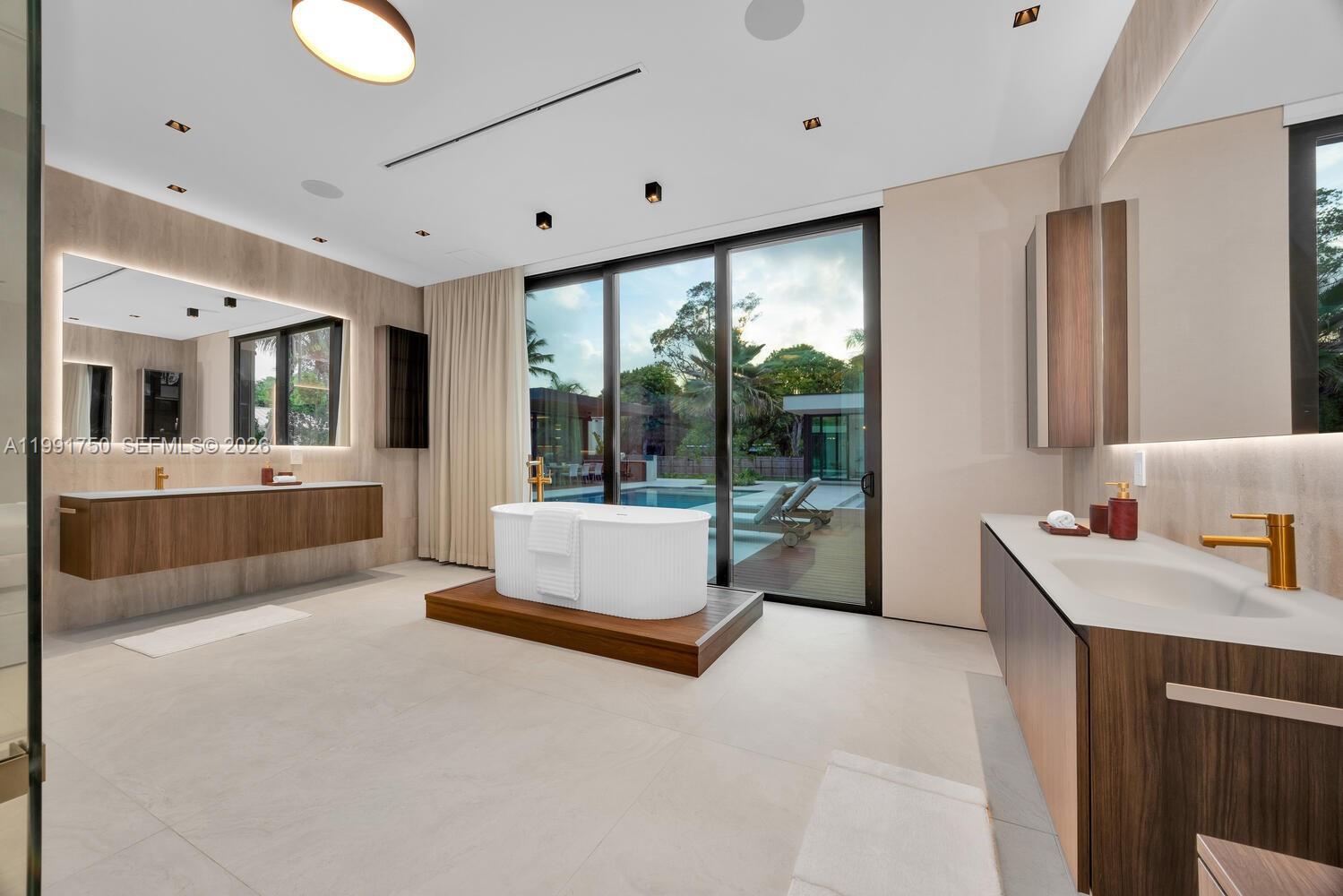 SUNILAND ESTATES 1ST ADDN - Residential