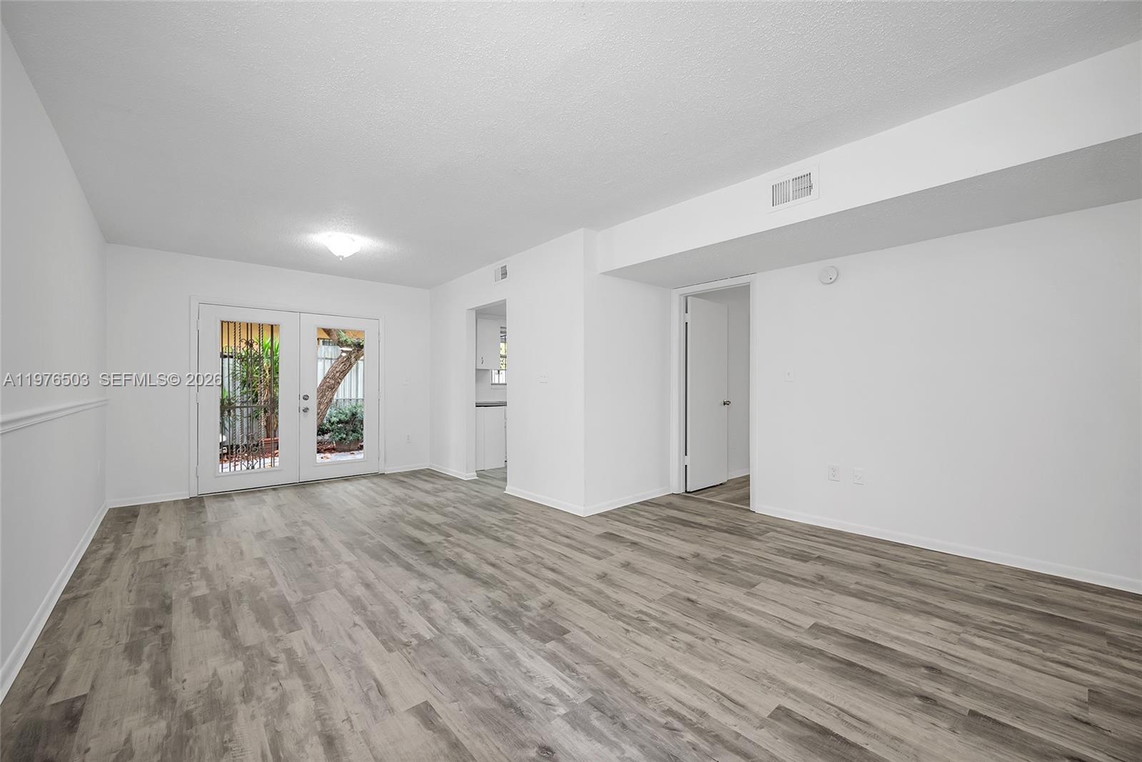 HAZEL PARK - Residential Lease