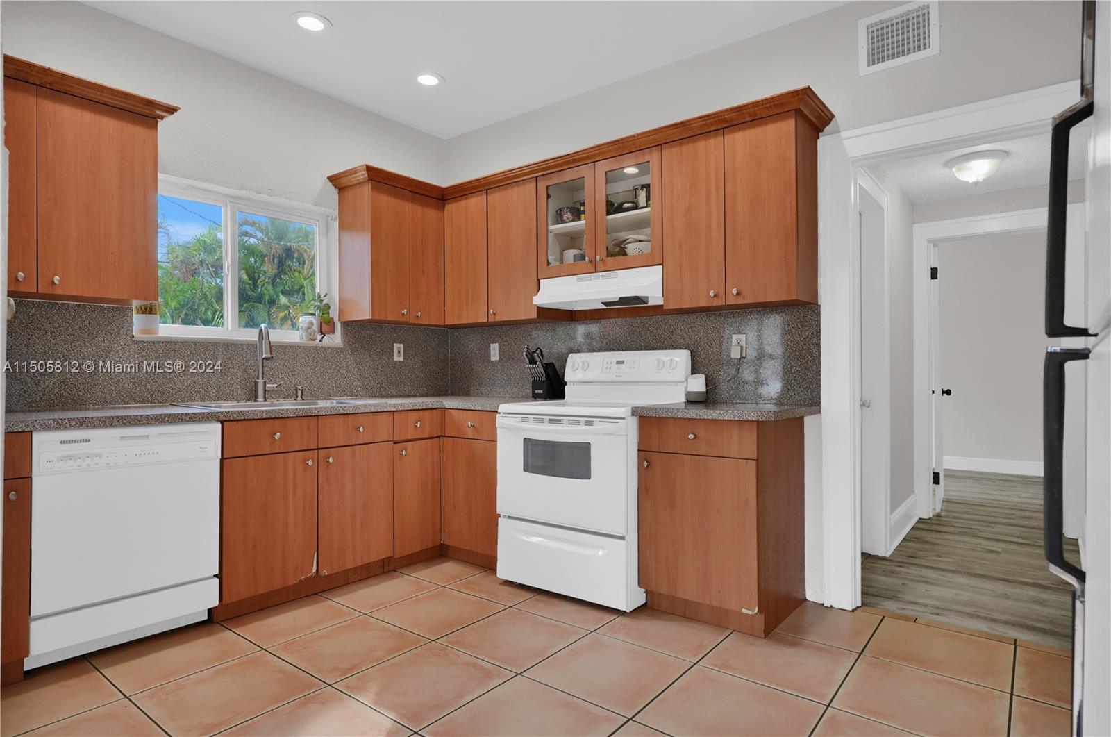 WEST SHENANDOAH - Residential