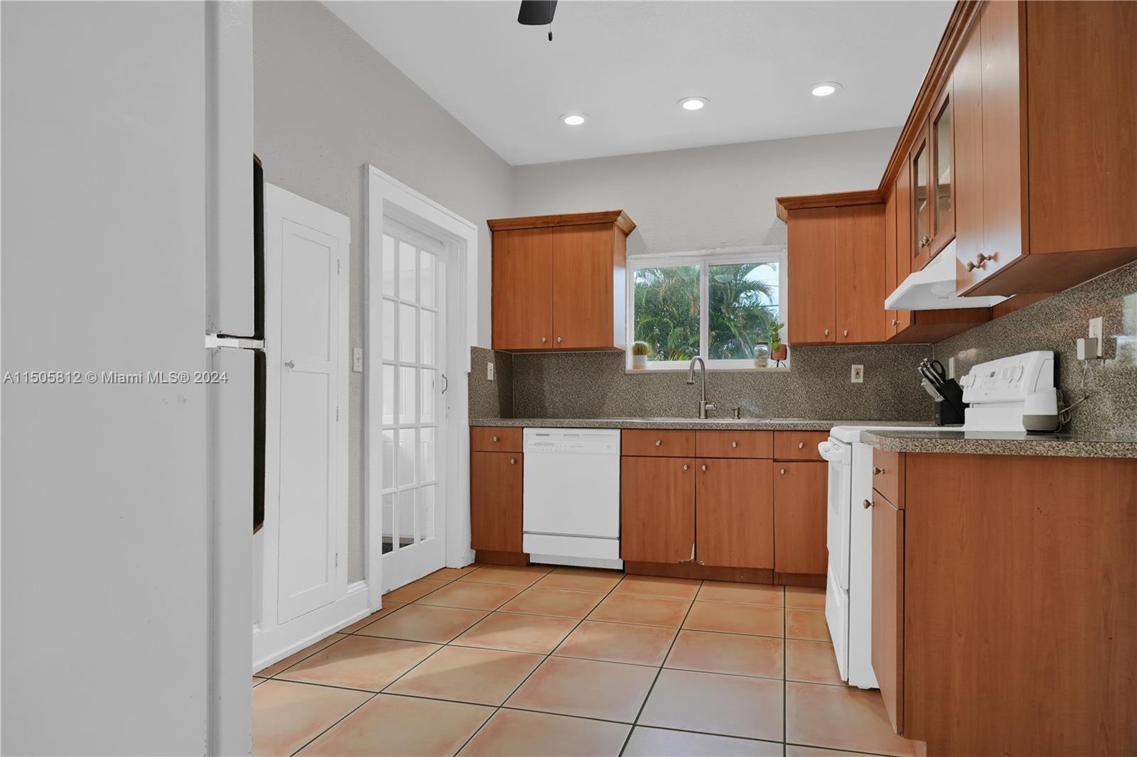 WEST SHENANDOAH - Residential