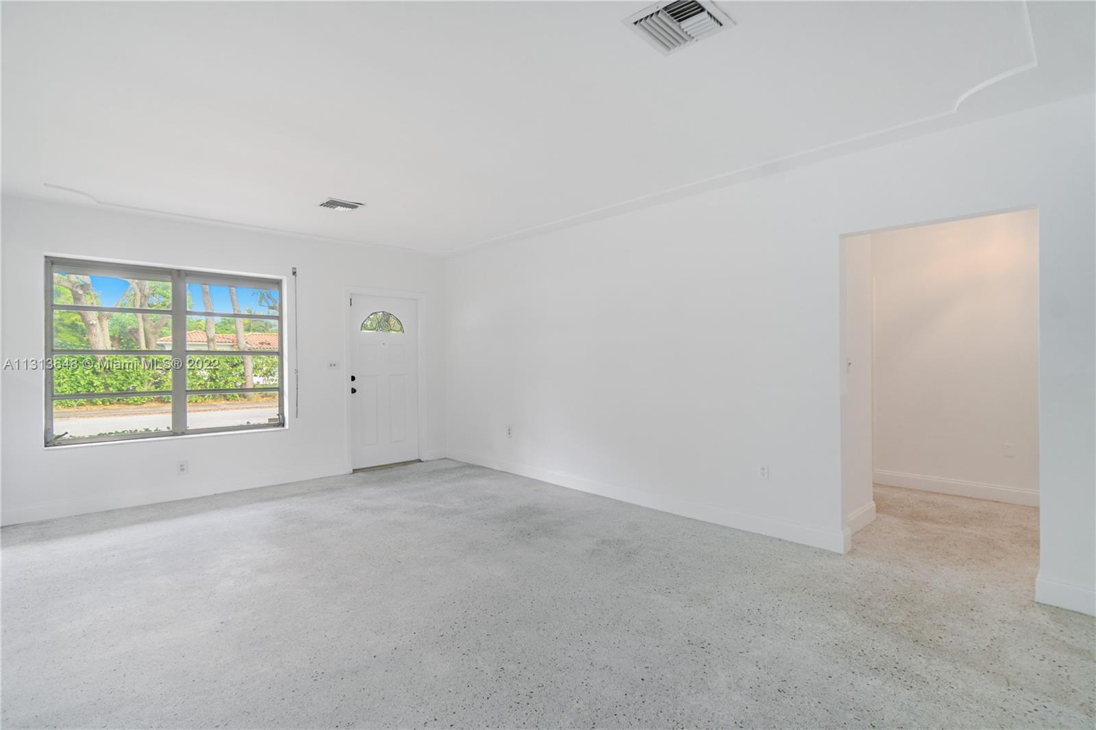 COCONUT GROVE TERR - Residential Lease