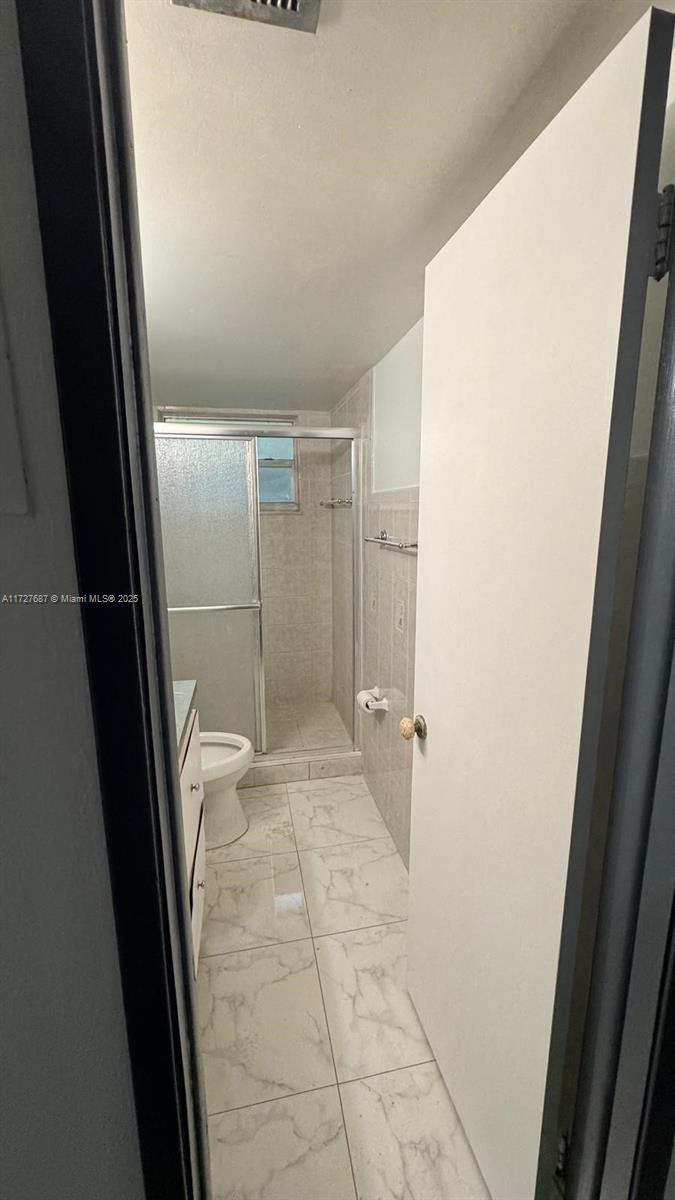 RO-MONT SOUTH CONDO E - Residential