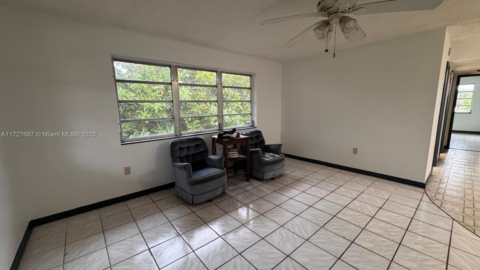 RO-MONT SOUTH CONDO E - Residential