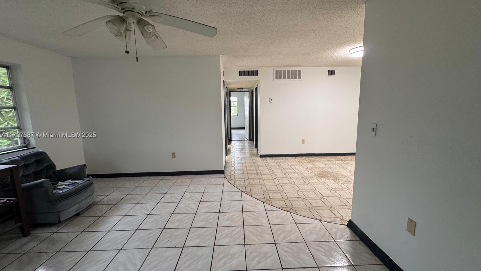 RO-MONT SOUTH CONDO E - Residential