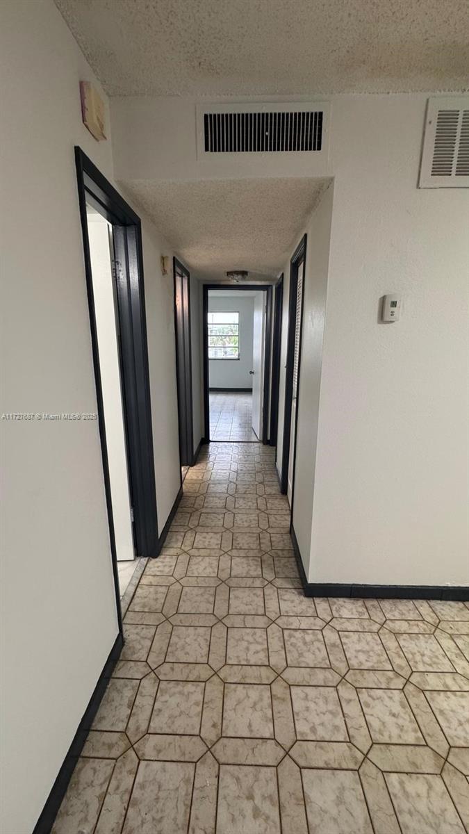 RO-MONT SOUTH CONDO E - Residential