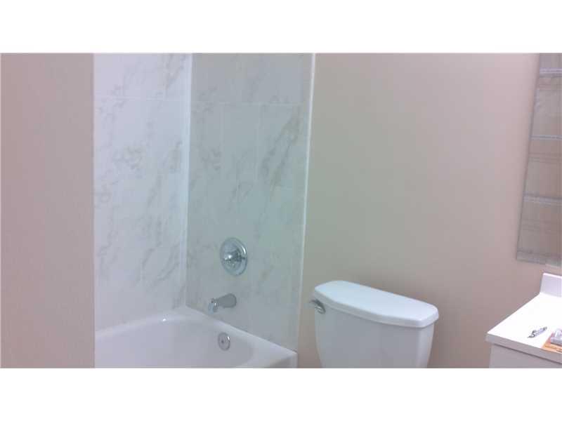 LAKES BY THE BAY SEC 8 - Residential